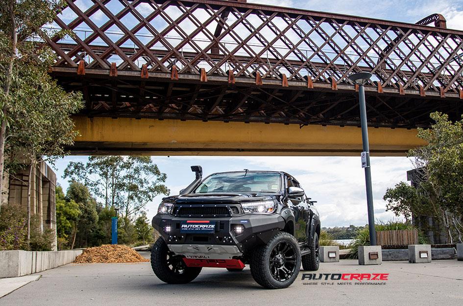 TOYOTA HILUX N80 4WD VAPOR MATTE BLACK
